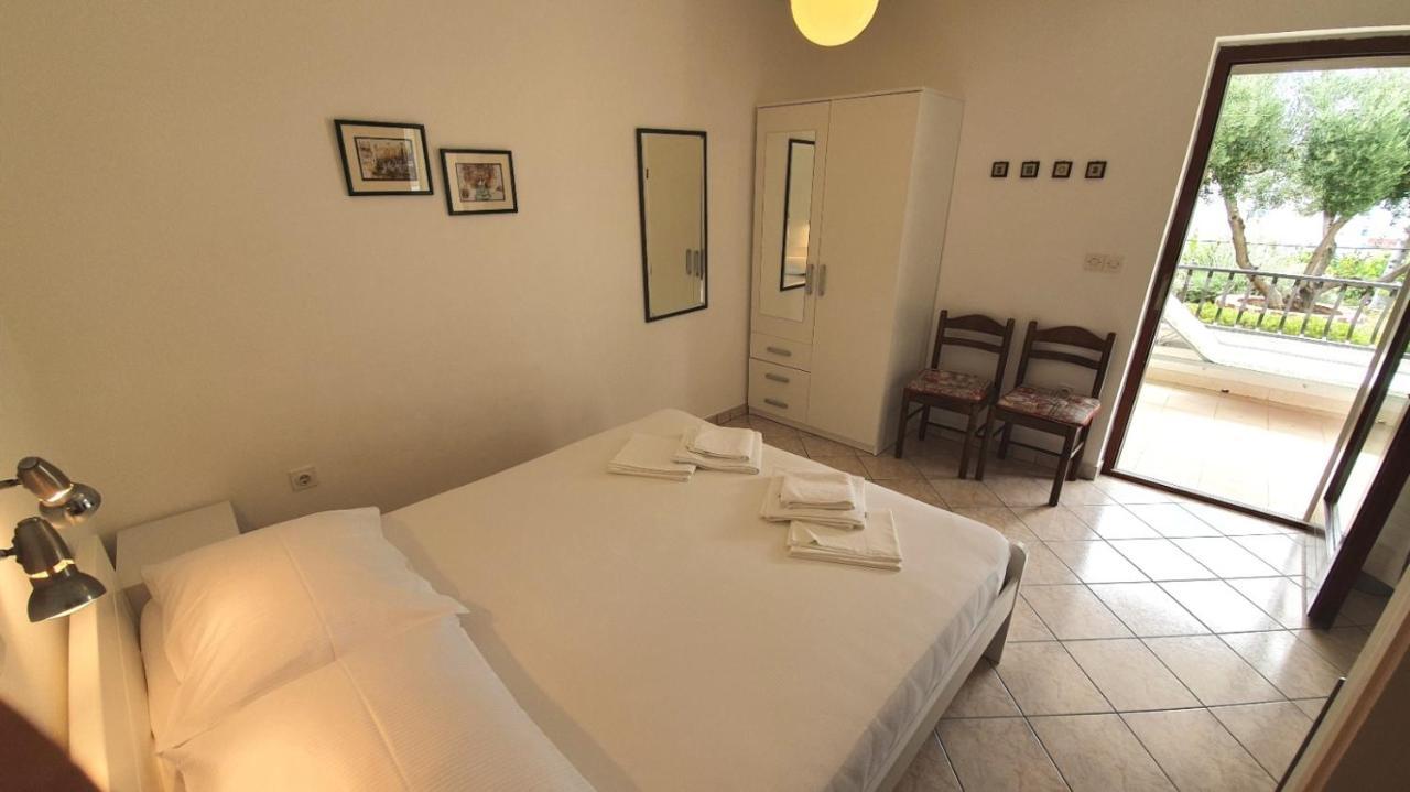 Banjol Apartments Dora מראה חיצוני תמונה