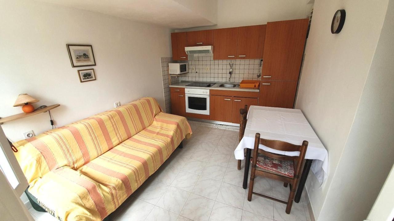 Banjol Apartments Dora מראה חיצוני תמונה
