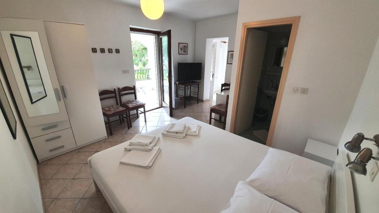 Banjol Apartments Dora מראה חיצוני תמונה