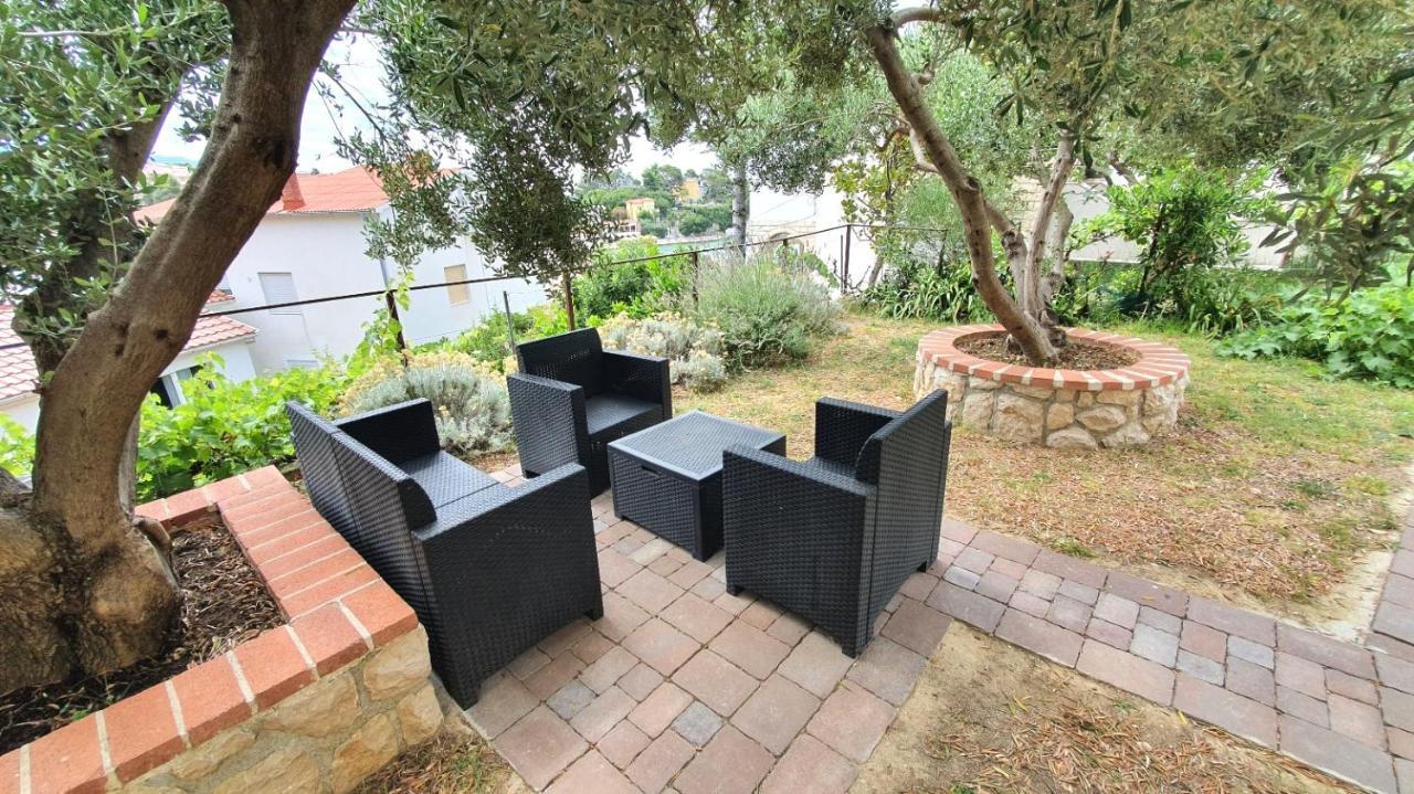 Banjol Apartments Dora מראה חיצוני תמונה