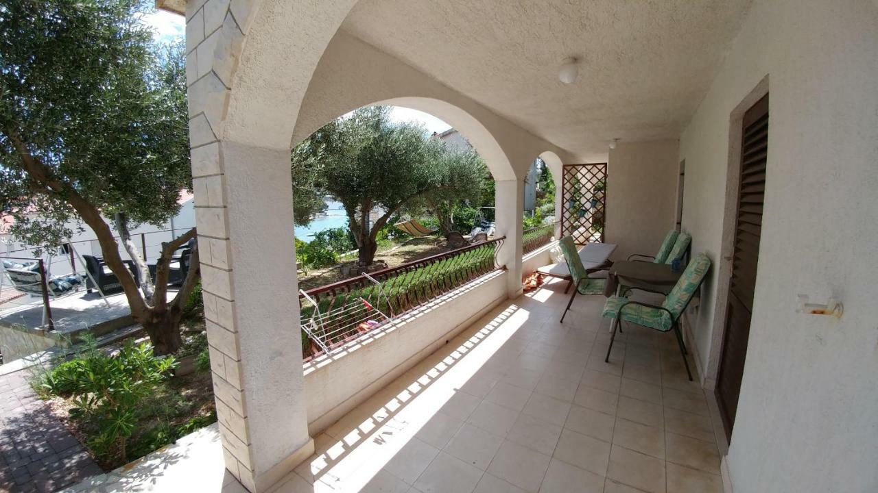 Banjol Apartments Dora מראה חיצוני תמונה