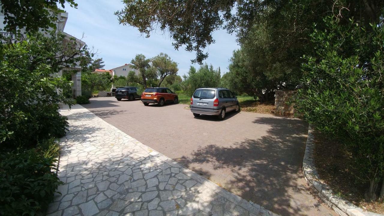 Banjol Apartments Dora מראה חיצוני תמונה