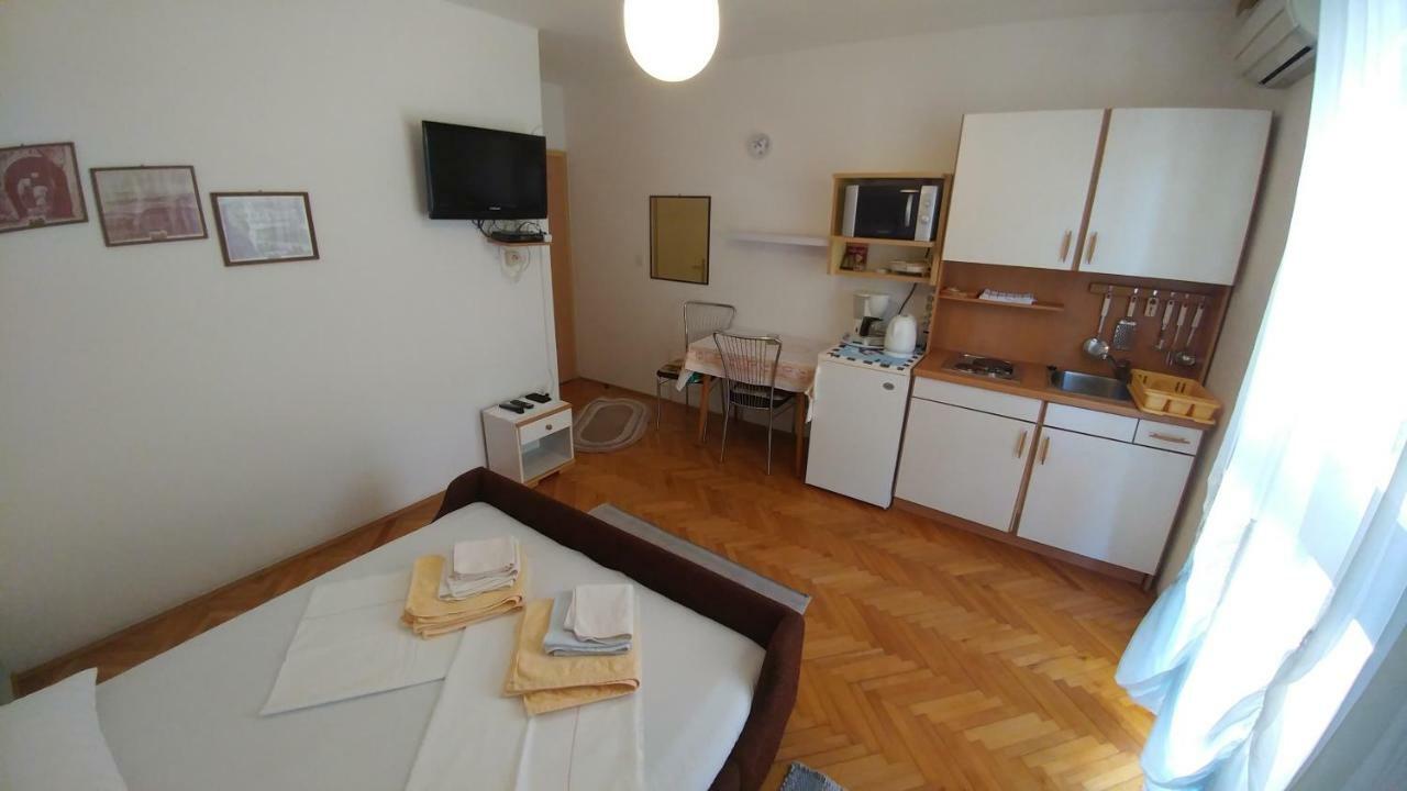Banjol Apartments Dora מראה חיצוני תמונה