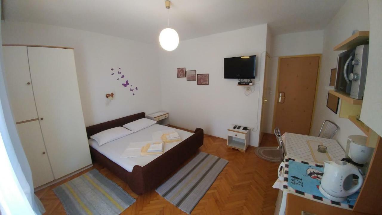 Banjol Apartments Dora מראה חיצוני תמונה