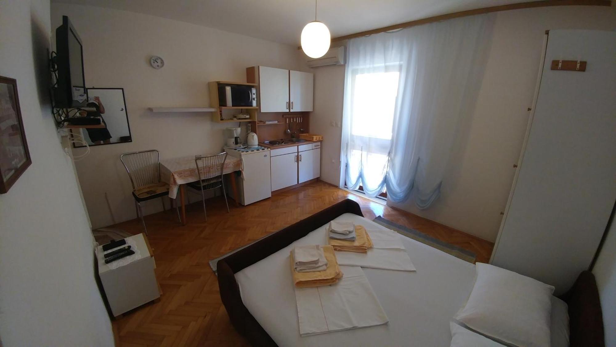 Banjol Apartments Dora מראה חיצוני תמונה